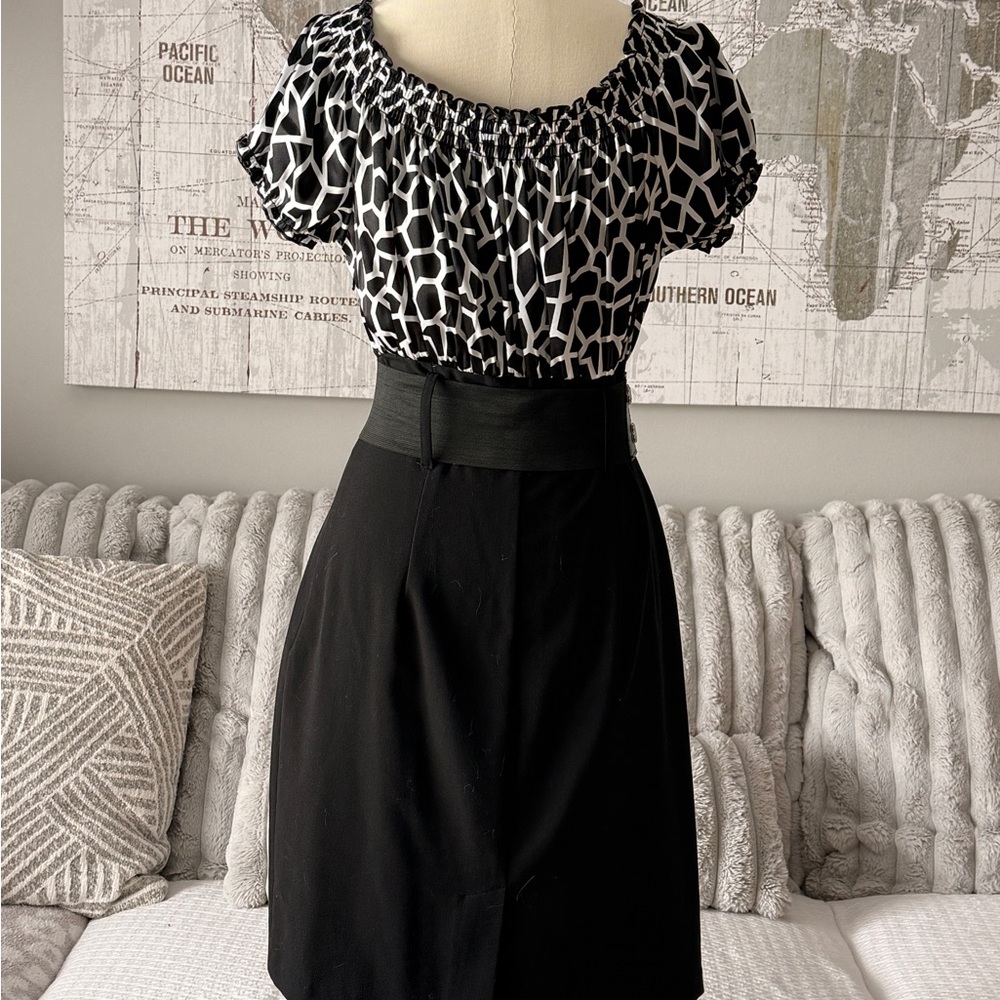 City triangles dress in color white and black womens size small - Picture 4 of 5